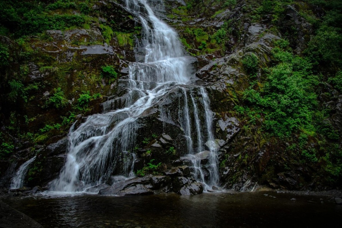 Hanya 20 Menit dari Pusat Kota, Wisata Air Terjun di Tulungagung Siap Tenangkan Jiwa Jadi Tempat Healing, Cek HTM dan Alamatnya