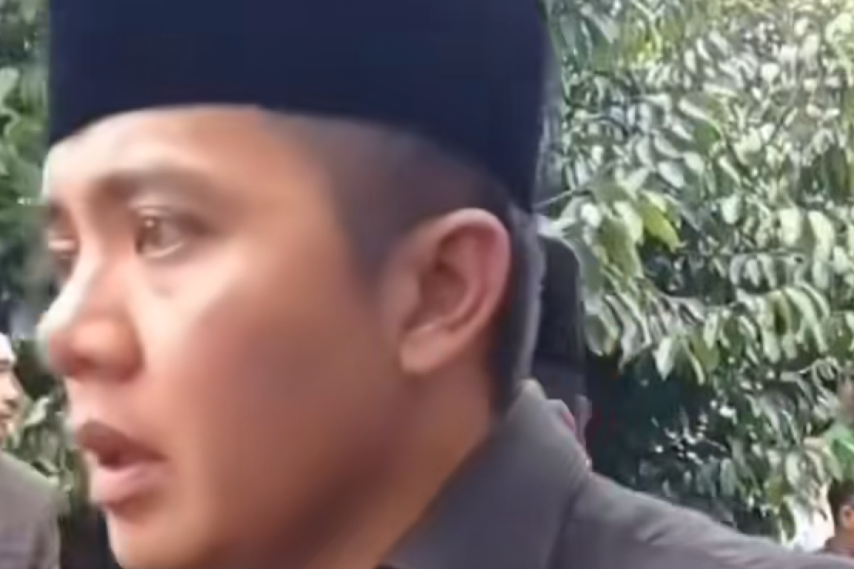 BERITA DUKA! Mayor Teddy Indra Wijaya Ajudan Prabowo Subianto Kehilangan Sang Paman Marsda TNI (Purn) Sahrul Ansory Yang Meninggal Dunia, Benarkah Akibat Sakit?