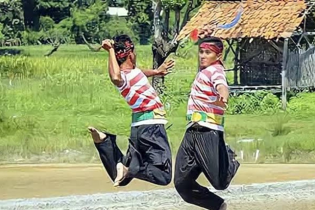 Jangan Main-Main Dengan Orang Madura! Sekali Disenggol Langsung Carok, Begitulah Prinsip Hasan Tanjung