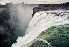 14 Air Terjun Tertinggi Di Dunia, Cocok Bagi Para Travelers Untuk Mengisi Feeds Instagram, Ada di Indonesia juga?